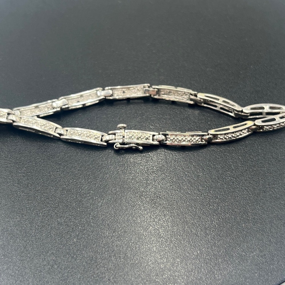 Banter by Piercing Pagoda Sterling Silver Small Diamond Chip Tennis Bracelet‎